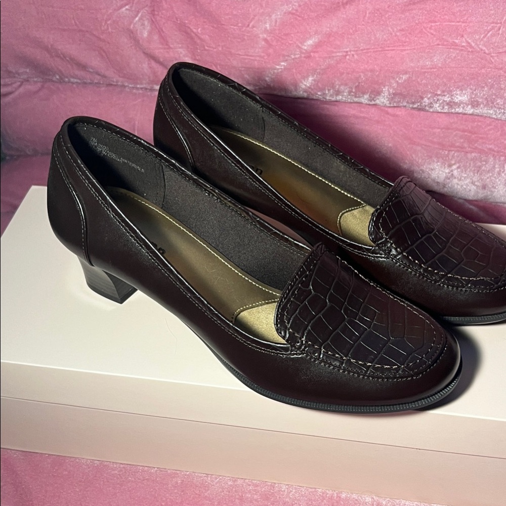 Chocolate Brown Textured Loafers